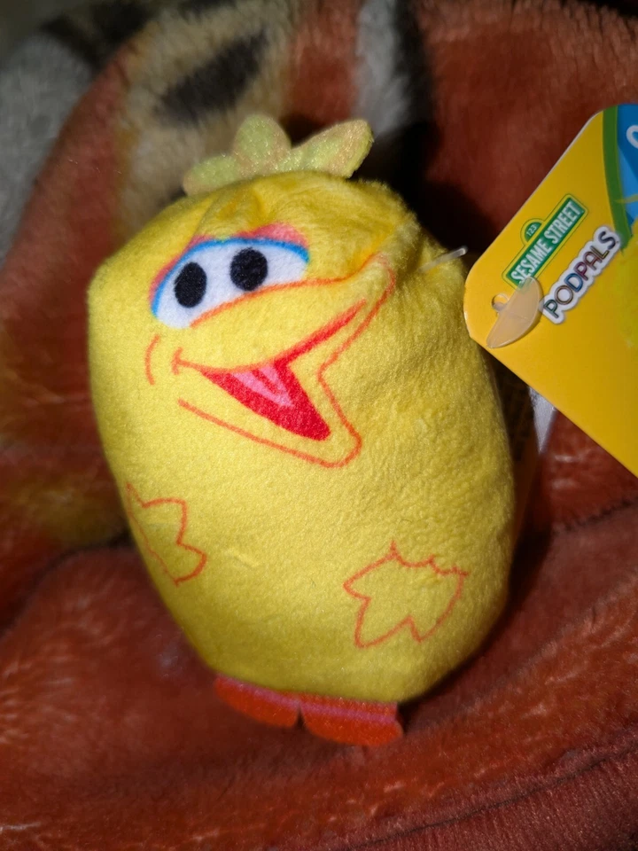 Peluche de colección Big Bird amarillo de 3" pulgadas Sesame Street Pod Pals juguete suave para niños Foto 2 de 3
