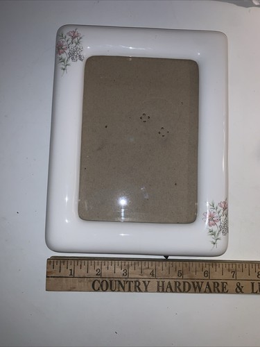 Vintage 1980’s Ceramic Picture Frame Pink White Florals Cottage Granny Core - Picture 10 of 16