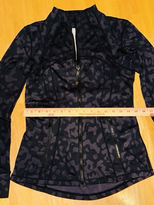 正規品 美品 lululemon define ジャケット 迷彩色グレー Lululemon Define Cropped Jacket *Nulu - Thawed Camo Warm Ash Grey