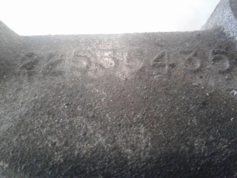 Правый кулачок башня 90 1990 Pontiac Grand Am 2,3 л 4 цилиндра 22540177 - Изображение 2 из 4