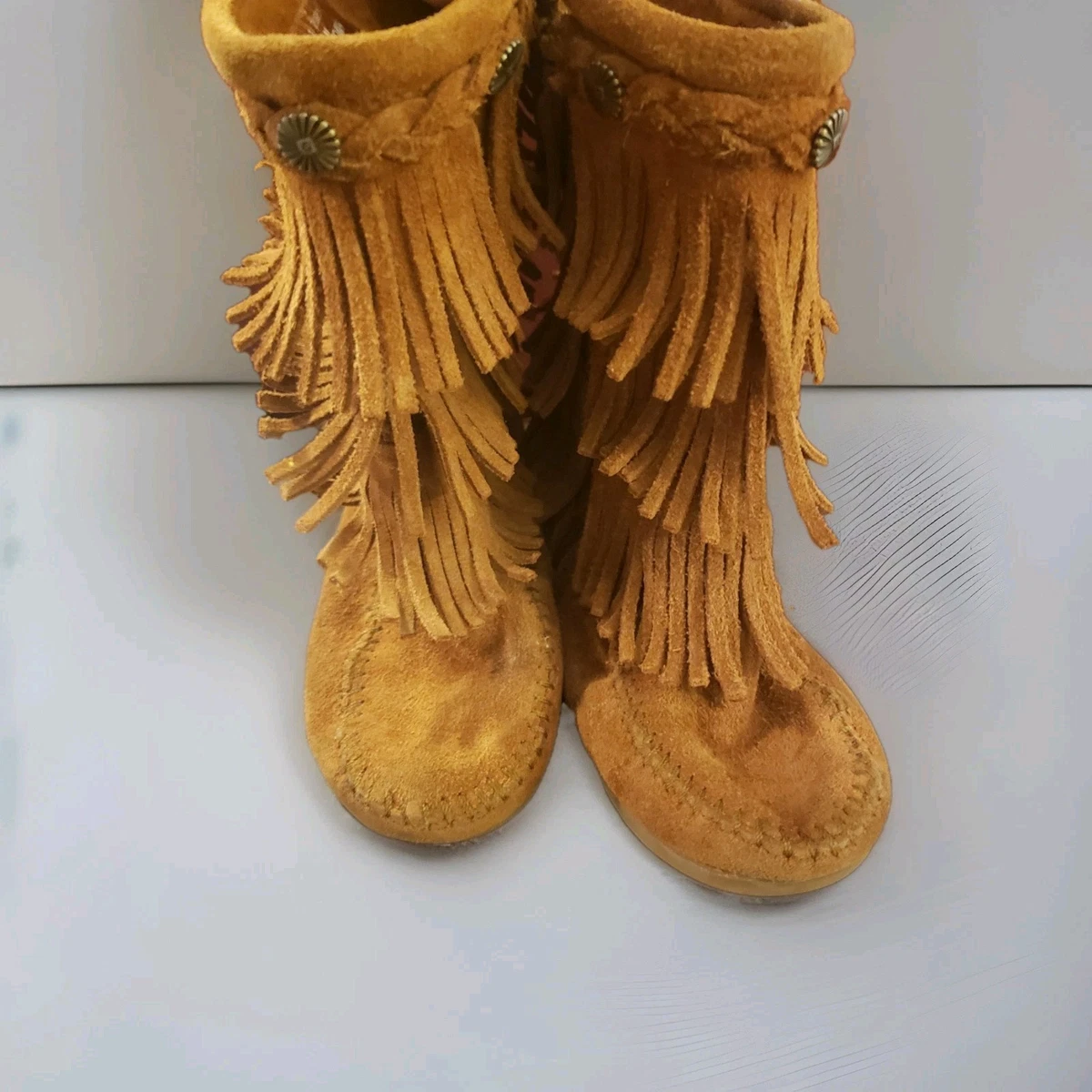 Minnetonka FRINGEBOOTIE/Brown, Mocassino Unisex-Bimbi 0-24, Marrone, 17 EU