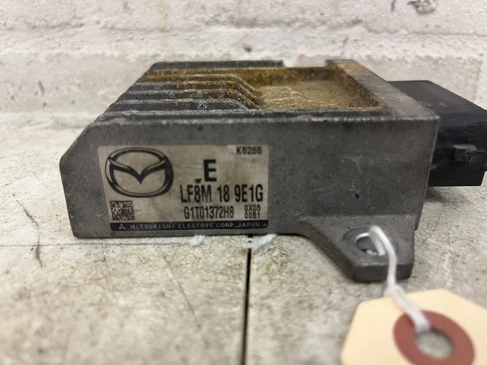 2010-2011 Mazda 3 2.0L TCM TCU Transmission Control module LF8M 18 9E1G - Image 4 of 4