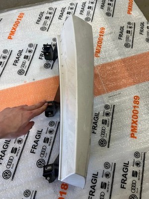CADILLAC ESCALADE Kotflügel hinten links 22826302 2015 24602484