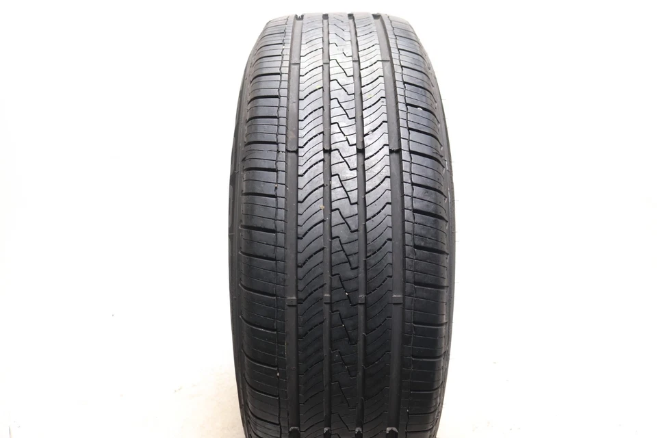 Juego de 2 Cooper Endeavor plus 235/65R17 usados - 104H - 9-10/32 Foto 2 de 4