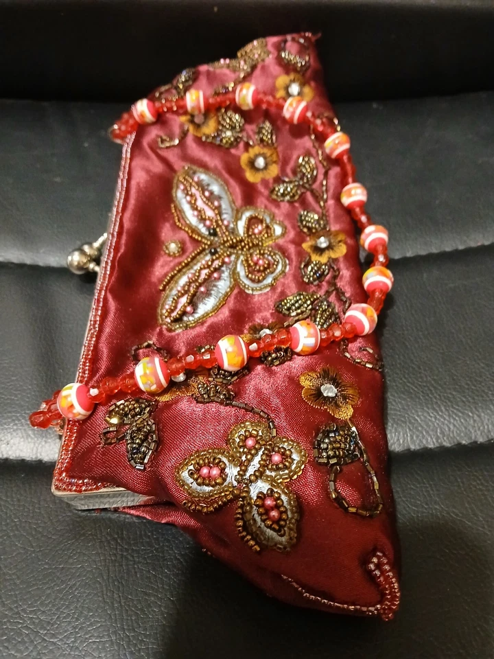 Vintage Vendula London Beaded Butterfly & Flowers Clutch Silk Purse  - Image 3 of 4