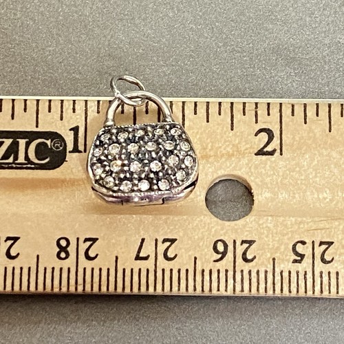 Cartera de plata esterlina y circonita cúbica transparente con dije colgante abierto y cerrado - Imagen 5 de 6