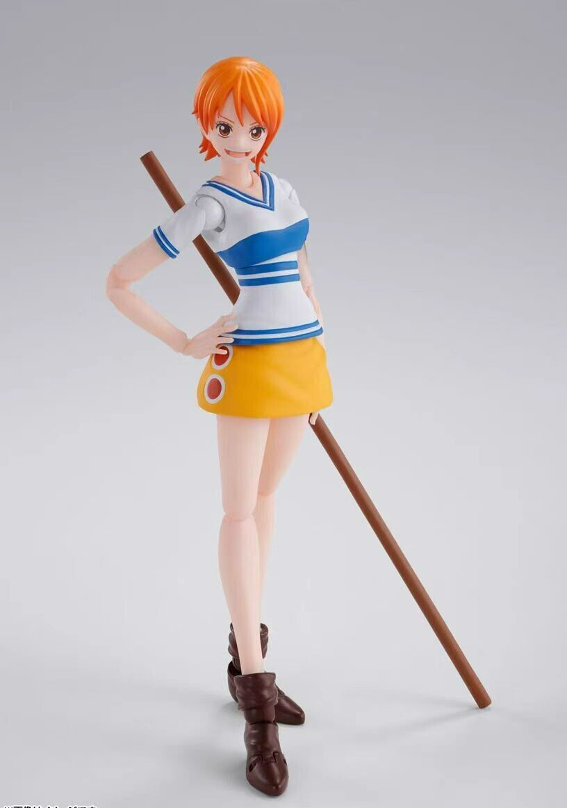 Bandai S.H.Figuarts One Piece Nami Romance Dawn 1/12 Action Figure