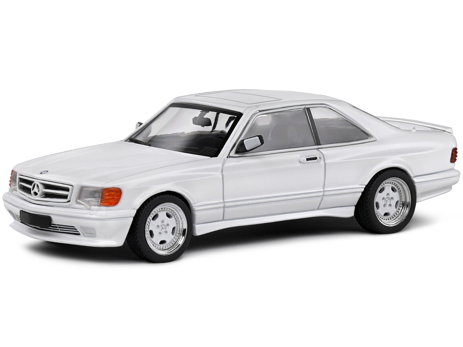 1990 MERCEDES-BENZ 560 SEC AMG WIDEBODY WHITE 1/43 DIECAST BY SOLIDO S4310904
