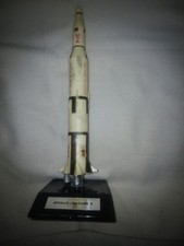 Vintage Apollo/Saturn V Rocket Model Alabama Space And Rocket Center Finn Indust