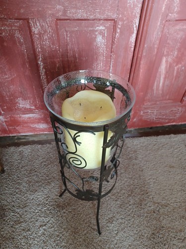 3-wick 3 Lbs Partylite Candle Yellow Scented. Used. HUGE CANDLE. Hardly used!!! - Picture 3 of 3