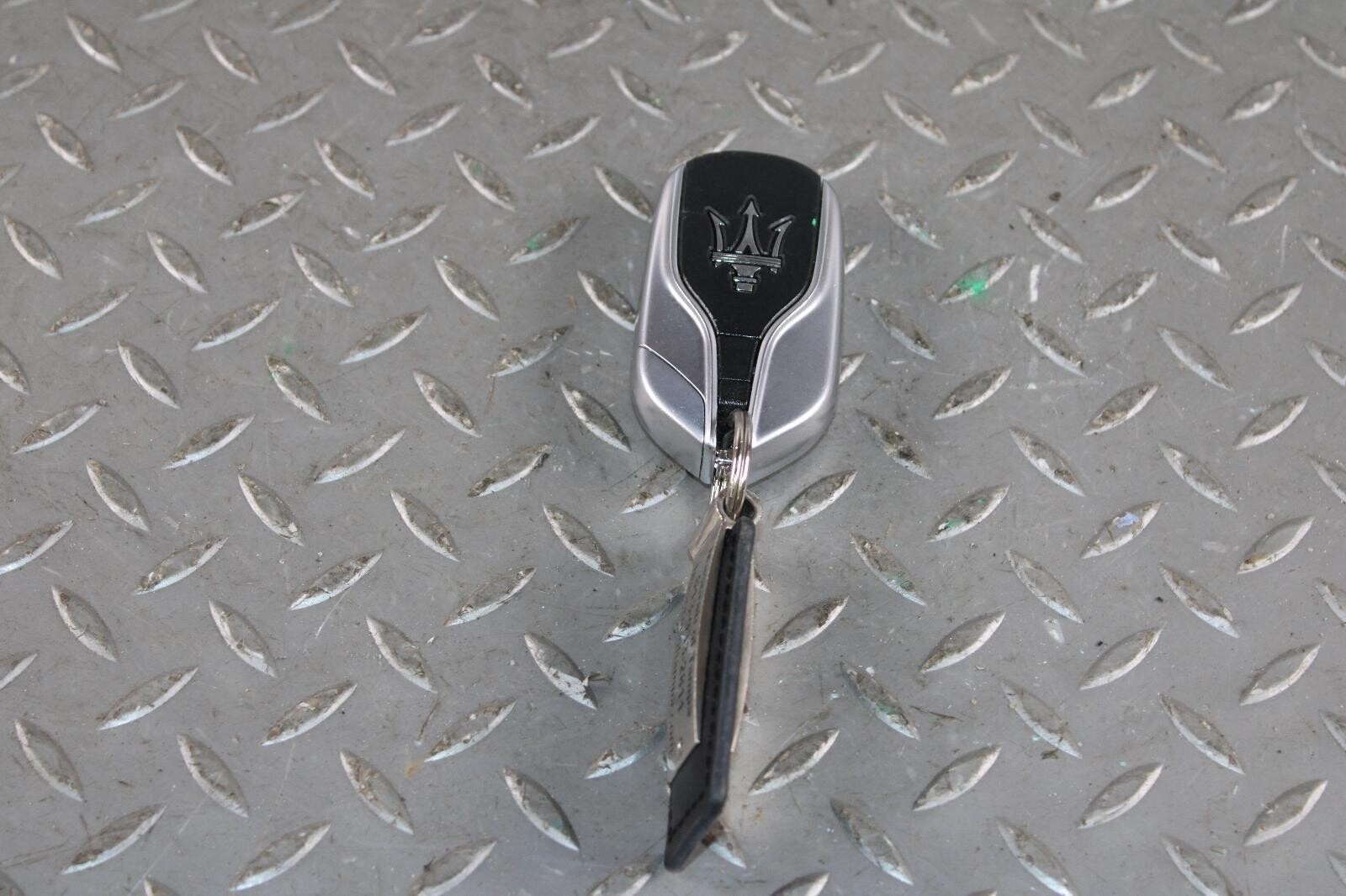 Maserati Ghibli 2017-2024 Key fob