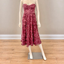 Lulus NWT Mauve Floral Embroidered Strapless Corset Midi Dress Size M