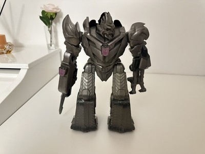 Megatron- Hasbro Inc. Mega Power Bot 2008 