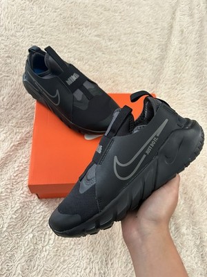 New Nike Kids Flex Runner 2 GS Size 4Y