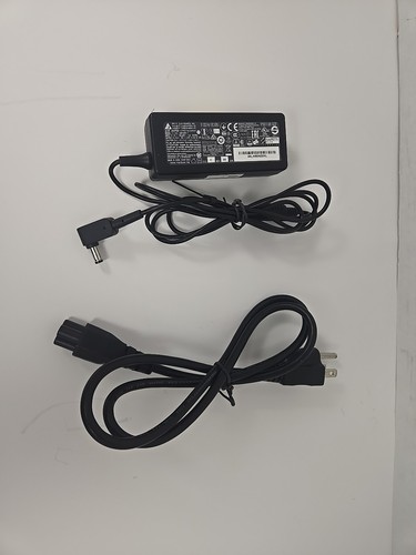 Genuine Delta (ADP-45FE F) AC Power Adapter 19V 2.37A Laptop Charger - 第 1/7 張圖片