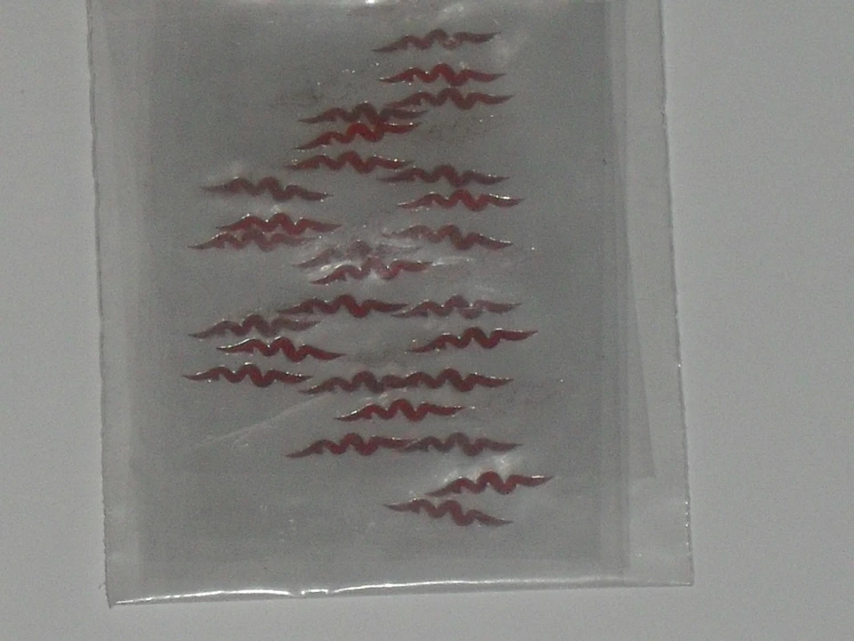 tatouages ephémères,bindis, bijoux de corps (thème: 27 formes serpent rouge) - Photo 1/1