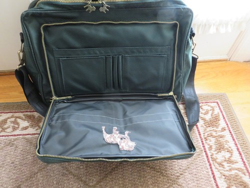 MAC Trucks MAC Gear Convertible Shoulder Bag / Backpack Green Excellent Cond.! - Bild 5 von 7