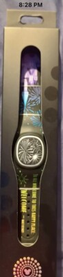 Disney Magic Band + Plus Cinderella Castle Fireworks UNLINKED Cable Included