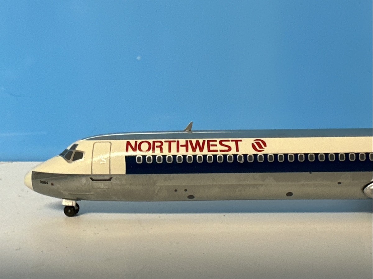 INFLIGHT200 スイスエアー DC-9-30 $_12.JPG?set_id=880000500F