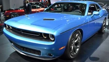 Dodge PQD Surf Blue Basecoat + Reducer Quart (Basecoat Only)  Kit