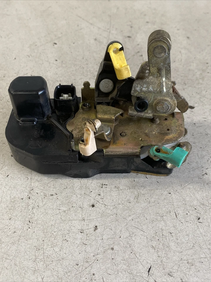 2006 JEEP GRAND CHEROKEE DRIVER TRAVA DE PORTA LATERAL DIREITA DIANTEIRA - Imagem 4 de 4