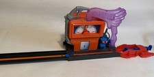 Hot Wheels City Downtown Speedy Super Fuel St...