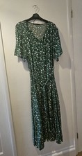 Women's Treadbear Green Floral Dress Size 14