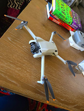 DJI Mini 3 Ready-to-Fly Camera Drone w/ Remote Controller, 38 min, 249 g