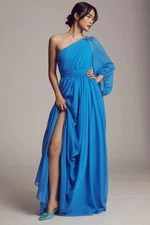 Sachin & Babi Size 2 Blue Makayla One-Shoulder Blouson-Sleeve Gown Dress Prom