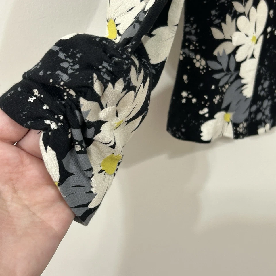 Chaqueta CANDIE’S Jr S Nueva con Etiquetas Blazer Recortado Floral Tejido Joya Botón Manga 3/4 Foto 4 de 4