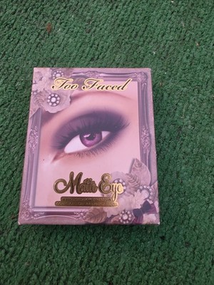 TOO FACED MATTE EYE
