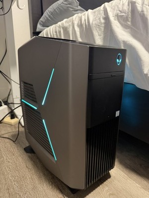 Alienware Aurora R7 i7-8700, 16GB Ram, Geforce GTX 1070, 500GB SSD, Windows 10