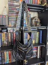 Medium Crossbody Shoulder Bag Vegan Leather Black Cool Pattern Strap Gently Used