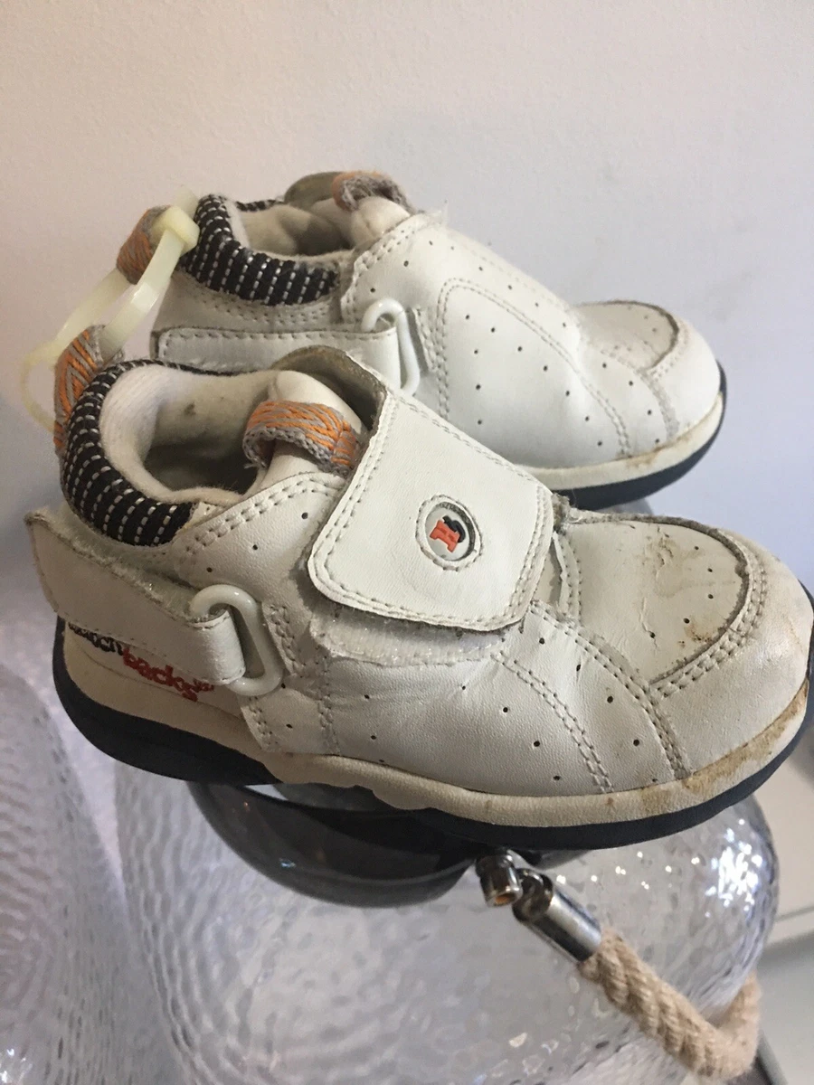 But store s shoes