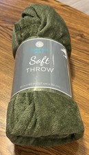New 50 X 60 Soft Throw Blanket Green