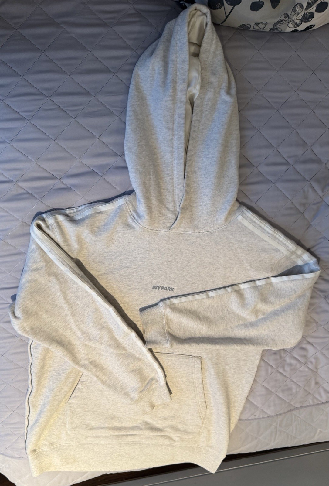 IVY PARK x Adidas Cargo Sweatpants and Sweatshirt (Set) Size S,Beige/ Grey Color image 10