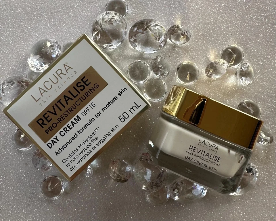 2 x Lacura Revitalise Pro-Restructuring Day Cream  SPF 15 50ml mature skin 50+  - image 3 of 4