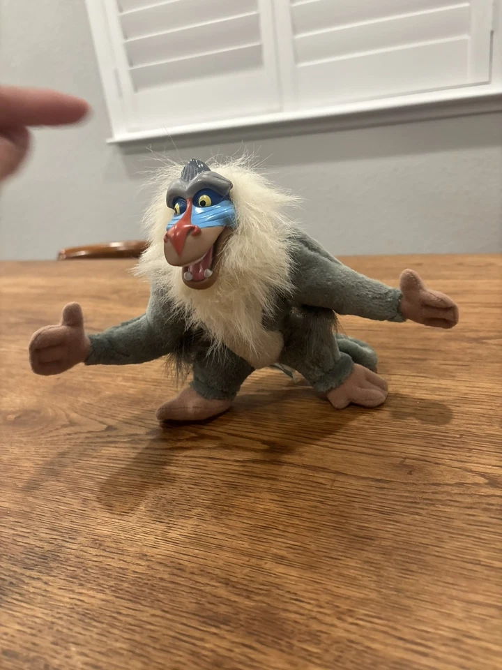 Lote de cabezas de vinilo de juguetes de peluche Mattel Lion King 1994 de colección Shenzi Timon Pumba Zazu Foto 3 de 4