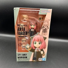 Tamashii Nations Bandai Figuarts - Anya Forger Uniform version