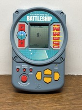 BATTLESHIP Vintage Handheld Electronic Game 1995 Milton-Bradley Vintage WORKS