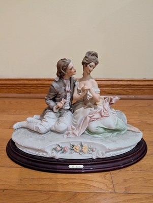 BEAUTIFUL LARGE CAPODIMONTE ITALY BY BRUNO MERLI PORCELAIN FIGURINE ''THE LOVERS''