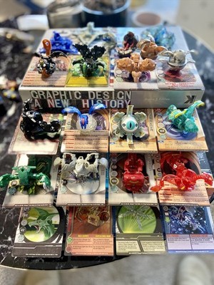 Bakugan Sammlung Komplettset. 18 Figuren, Magnetkarten, Originalverpackung