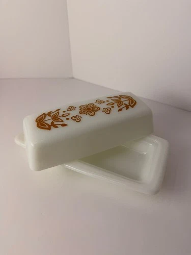 Vintage Pyrex Butter Dish “Butterfly Gold” Pattern 72-B Lid Milk Glass