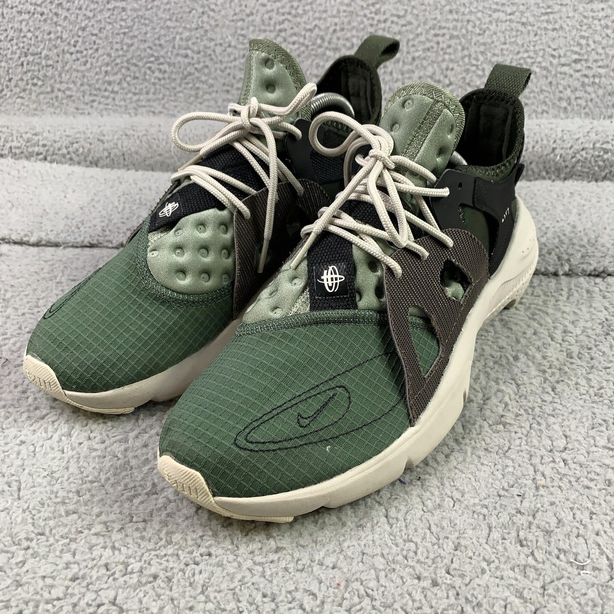 Nike Air Huarache Type Shoes Mens Size 11 Green BQ5102-300 Utility