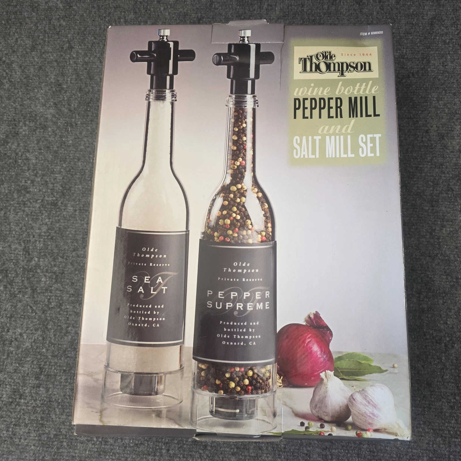 Olde Thompson Wine Bottle Salt And Pepper Mills 14" Acrylic Rare New Retired
Opens in a new window o