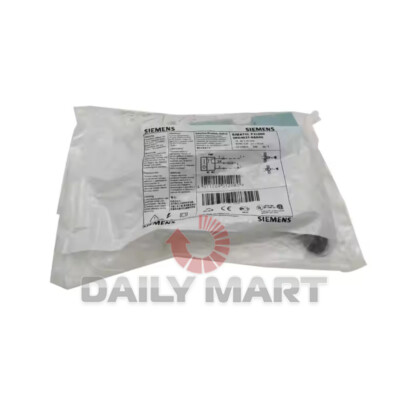 New In Box SIEMENS 3RG4031-6AD00 Proximity Switch