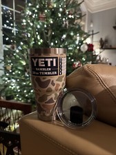 Vaso Yeti Rambler 30 oz - Camuflaje *Edición Limitada* con MagSlider TOTALMENTE NUEVO