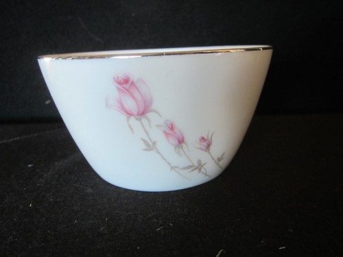 Vintage Rose China #2204 We Three Pattern Porcelain Bowl - Picture 2 of 5