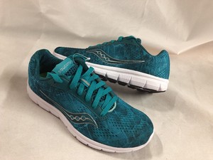 women's saucony memory foam sneakers