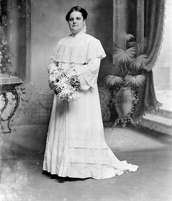 Antique GLASS PHOTO NEGATIVE - CHUNKY WOMAN GETTING MARRIED  - 5 x 7